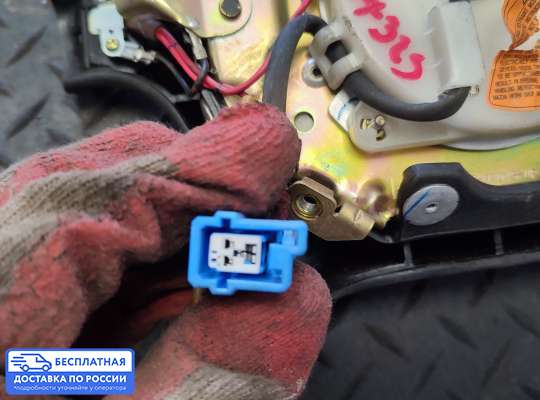 Подушка безопасности водителя (AirBag) на Mazda 323 (BA) 323C/ 323F/ 323S/ 323P