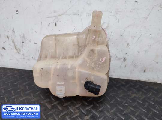 Бачок расширительный на Opel Astra J