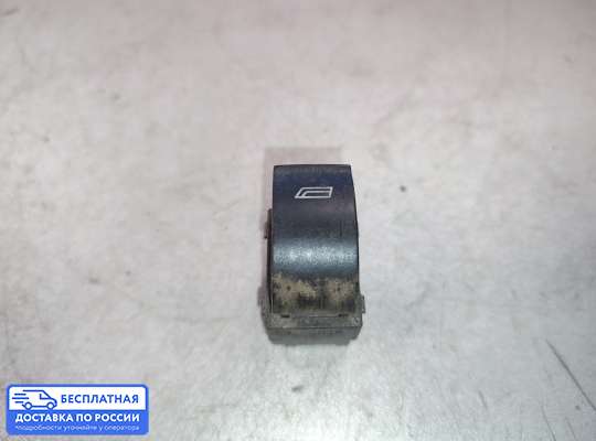 Кнопки стеклоподьемника на Audi A3 (8L)