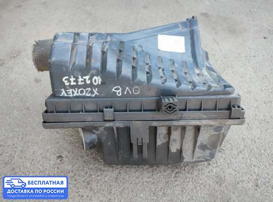 Корпус воздушного фильтра на Opel Vectra B