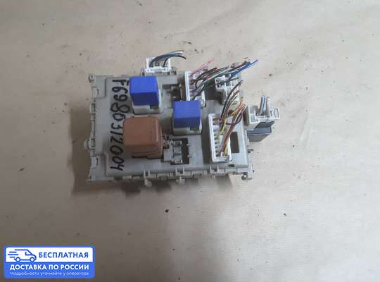 Блок предохранителей на Nissan Almera II N16