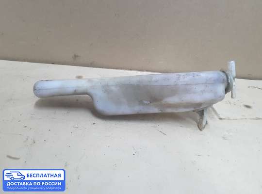Бачок расширительный на Mitsubishi Carisma
