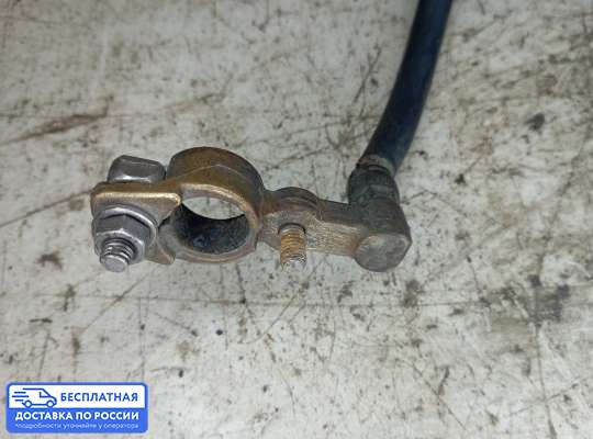 Клемма АКБ (аккумулятора) на Volkswagen Polo Mk3 (6N/6KV)