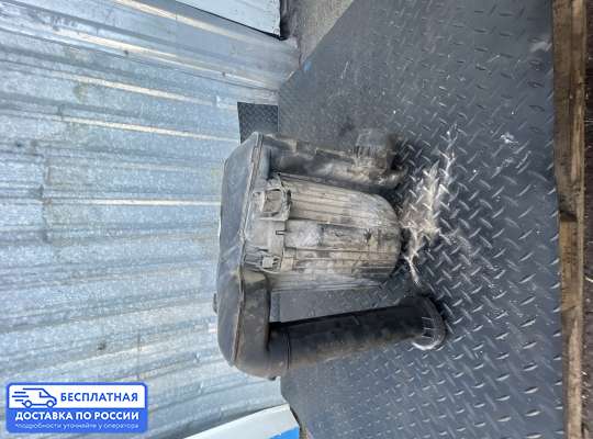 Корпус воздушного фильтра на Volkswagen Transporter T4