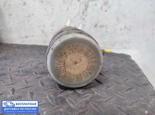 Бачок гидроусилителя на Opel Monterey A
