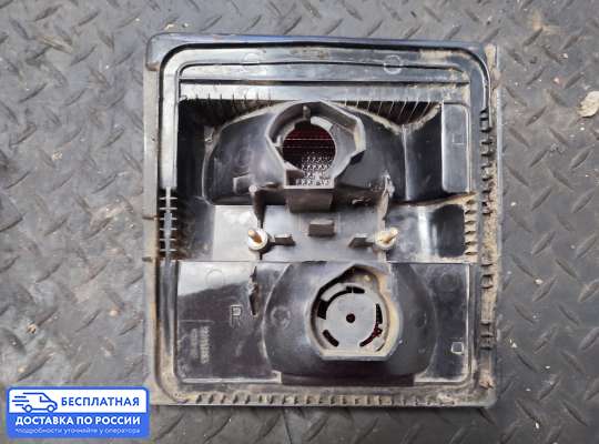 Фонарь крышки багажника на Audi 100 (44Q, C3)