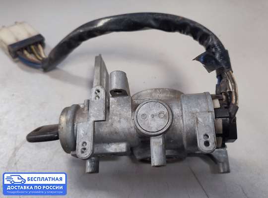 Замок зажигания с ключом на Opel Monterey A
