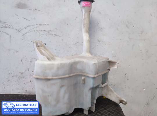 Бачок омывателя на Toyota Camry XV50