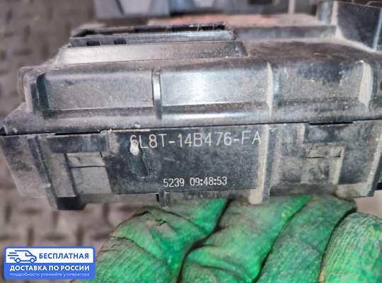Блок предохранителей на Ford Escape