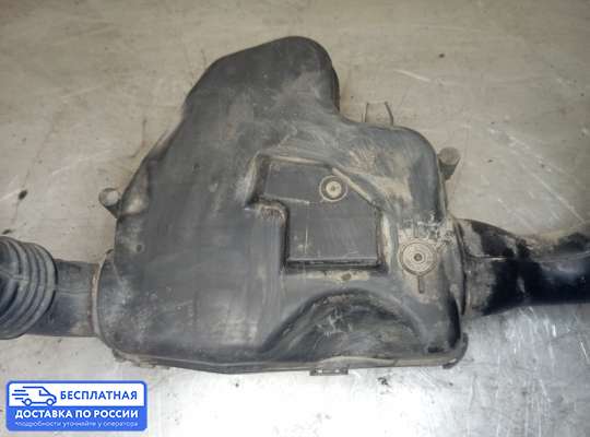 Корпус воздушного фильтра на Peugeot 206