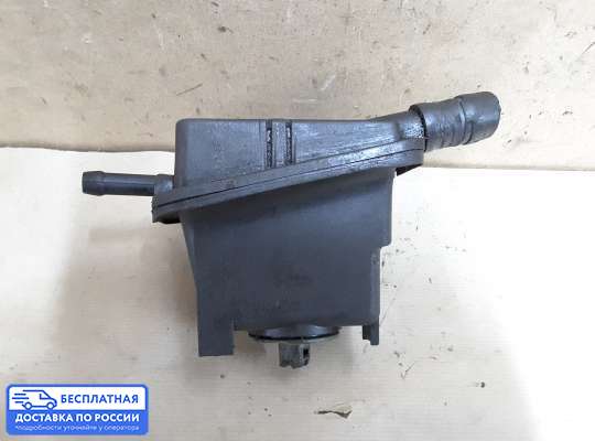 Бачок гидроусилителя на Volkswagen Golf IV (1J)