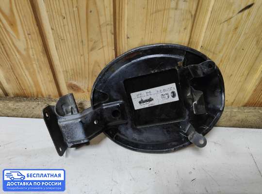 Лючок бензобака на Ford Escape