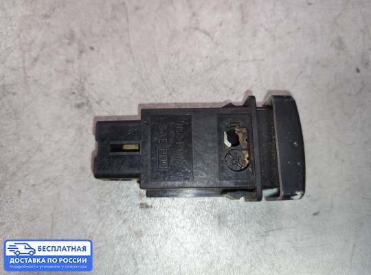 Кнопки на Opel Monterey A