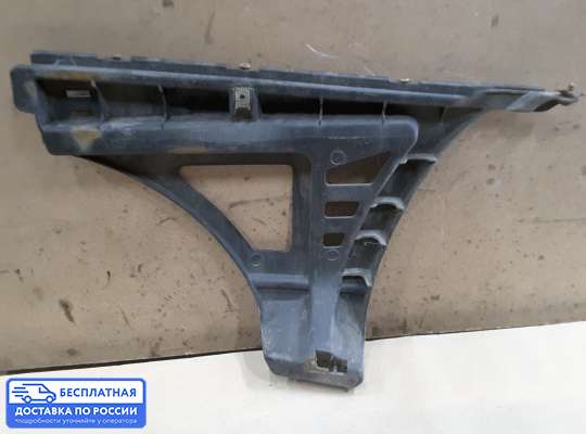 Кронштейн бампера на Mitsubishi Carisma