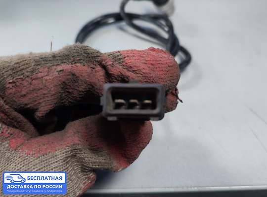 Датчик коленвала на Audi A6 (C5)