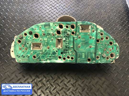Щиток приборов на Mitsubishi Galant VII (E5)