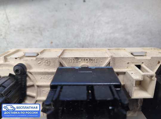 Блок управления печкой на Ford Mondeo II