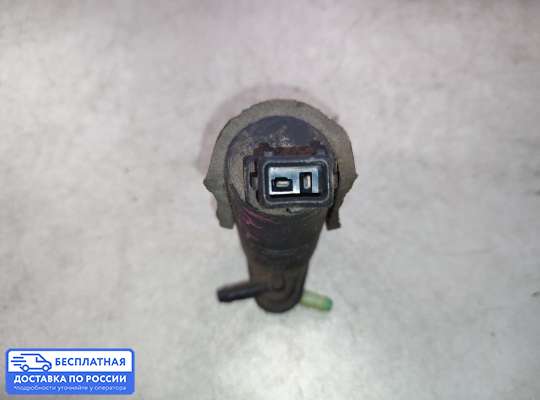 Моторчик (насос) омывателя на Ford Focus I
