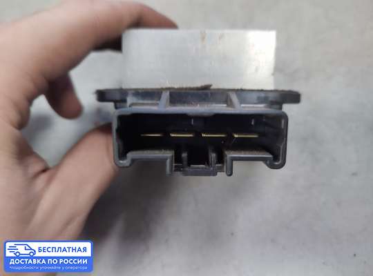 Резистор (сопротивление) отопителя на Mitsubishi Pajero III