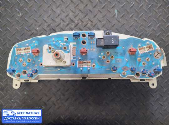 Щиток приборов на Nissan Sunny III N14
