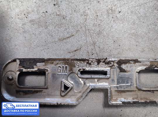 Эмблема (значок) на Opel Kadett E