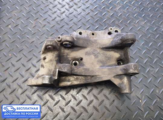 Кронштейн прочее на Peugeot 206