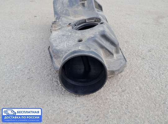 Воздухозаборник на Ford Mondeo I