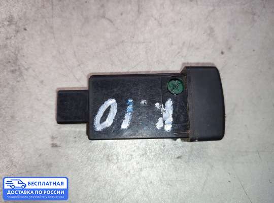 Кнопки на Opel Monterey A