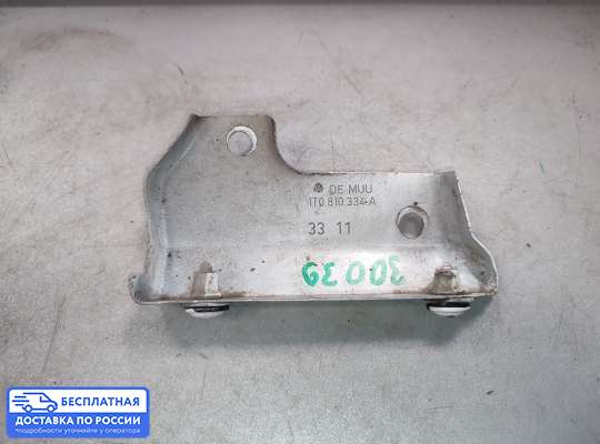 Кронштейн прочее на Volkswagen Caddy III (2K)