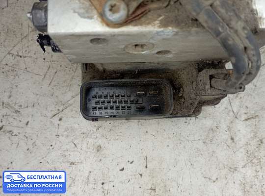Блок ABS на Volkswagen Golf IV (1J)