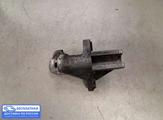 Кронштейн прочее на Volkswagen Passat B5 (3B)