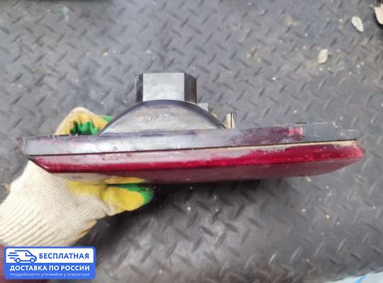 Фонарь крышки багажника на Audi 100 (44Q, C3)