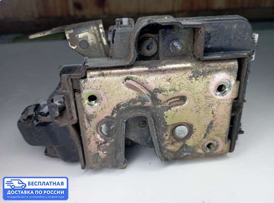 Замок боковой двери на Volkswagen Polo Mk3 (6N/6KV)