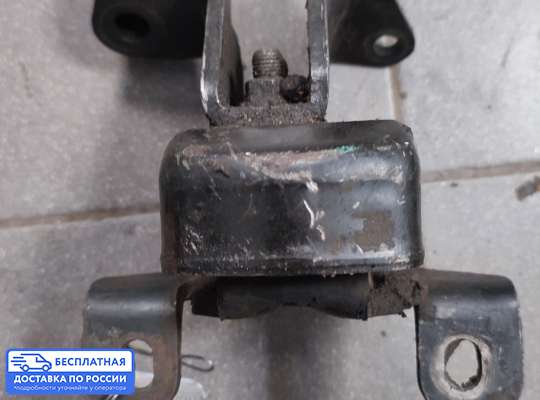 Подушка ДВС на Opel Monterey A