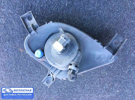 Фара противотуманная (ПТФ) на BMW 3 (E90/E91/E92/E93)