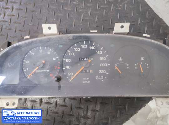 Щиток приборов на Mazda 626 IV GE