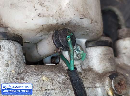 Главный тормозной цилиндр (ГТЦ) на Mitsubishi Pajero II