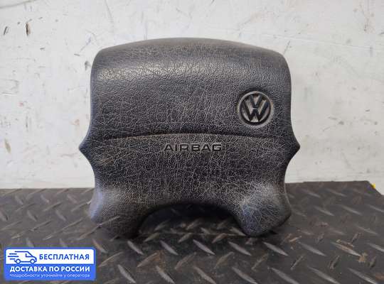 Подушка безопасности водителя (AirBag) на Volkswagen Golf III (1H)