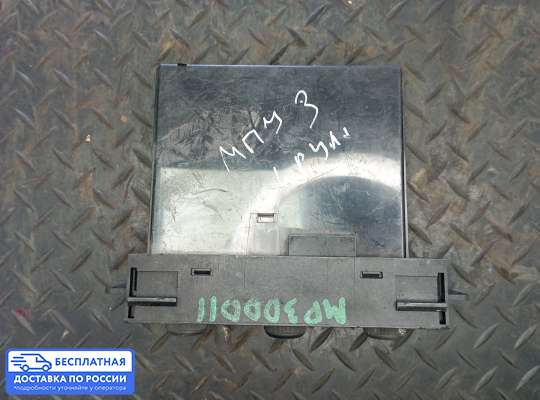 Блок управления печкой на Mitsubishi Pajero III