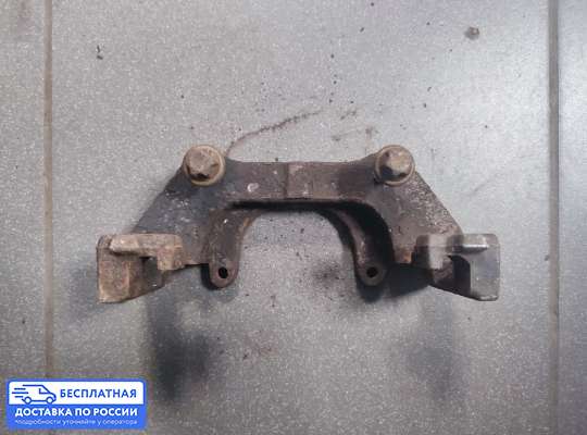 Скоба суппорта на Opel Corsa C