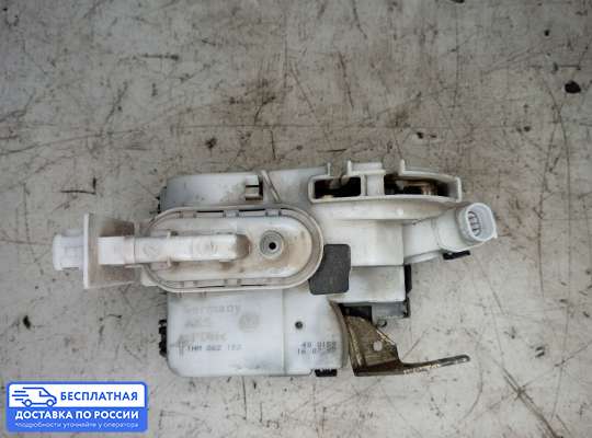 Замок боковой двери на Volkswagen Polo Mk3 (6N/6KV)