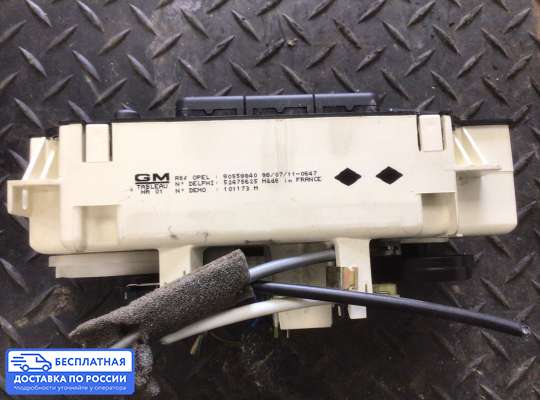 Блок управления печкой на Opel Astra G / Classic