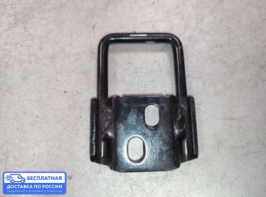 Замок багажника на Volkswagen Caddy III (2K)