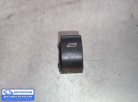Кнопки стеклоподьемника на Audi A3 (8L)