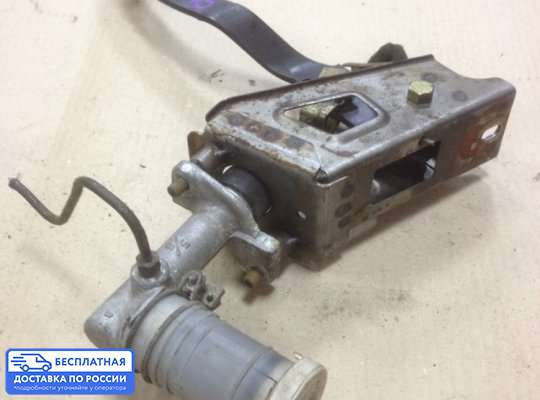 Цилиндр сцепления рабочий на Mitsubishi Carisma