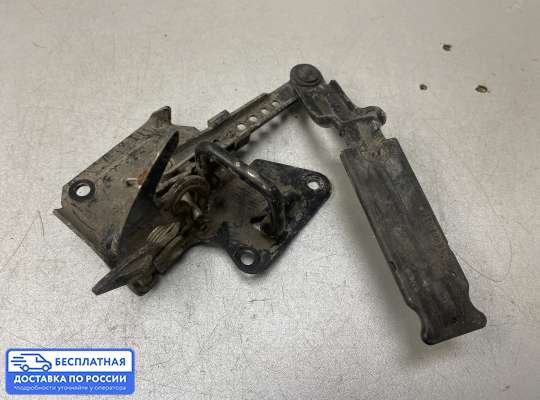 Замок капота на Audi A6 (C5)