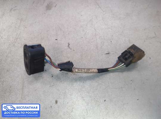 Кнопки стеклоподьемника на Opel Vectra A