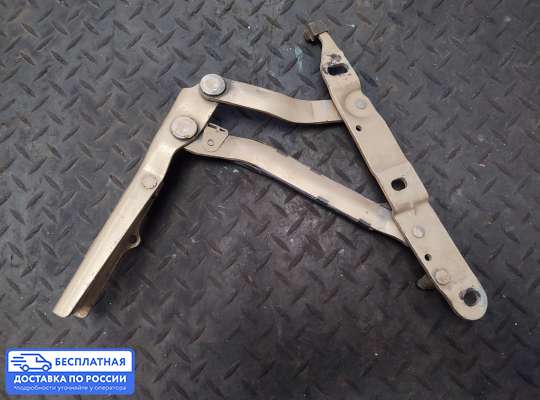 Петля крышки багажника на Audi 80 (B3)/90 (B2)