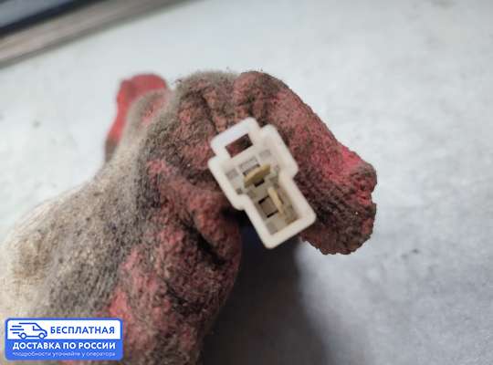 Замок боковой двери на Mazda 626 IV GE