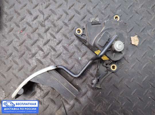 Педальный узел (педаль) на Nissan Qashqai I (J10)